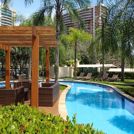 Barra Da Tijuca - 508 - De Frente Para Maravilhosa Piscina - Estacionamento Gratuito - Academia Comphania Atletica - Balsa Para Praia Gratis - Microondas - Geladeira Grande - Recepcao 24Horas - Wi-Fi - Com Pia Rio de Janeiro Luaran gambar