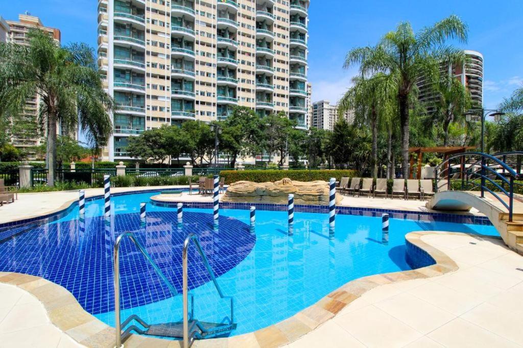 Barra Da Tijuca - 508 - De Frente Para Maravilhosa Piscina - Estacionamento Gratuito - Academia Comphania Atletica - Balsa Para Praia Gratis - Microondas - Geladeira Grande - Recepcao 24Horas - Wi-Fi - Com Pia Rio de Janeiro Luaran gambar