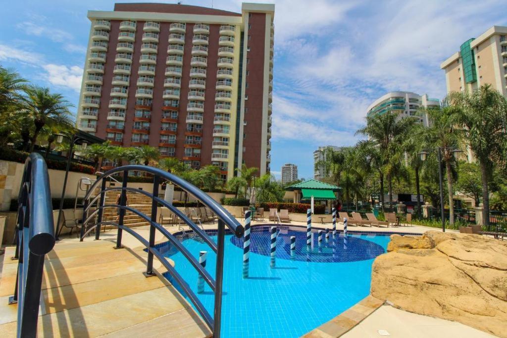 Barra Da Tijuca - 508 - De Frente Para Maravilhosa Piscina - Estacionamento Gratuito - Academia Comphania Atletica - Balsa Para Praia Gratis - Microondas - Geladeira Grande - Recepcao 24Horas - Wi-Fi - Com Pia Rio de Janeiro Luaran gambar