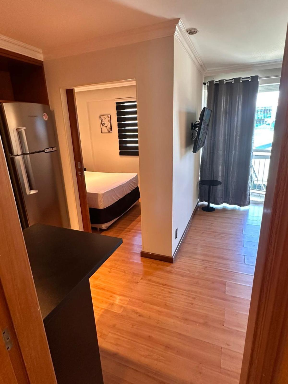 Barra Da Tijuca - 508 - De Frente Para Maravilhosa Piscina - Estacionamento Gratuito - Academia Comphania Atletica - Balsa Para Praia Gratis - Microondas - Geladeira Grande - Recepcao 24Horas - Wi-Fi - Com Pia Rio de Janeiro Luaran gambar