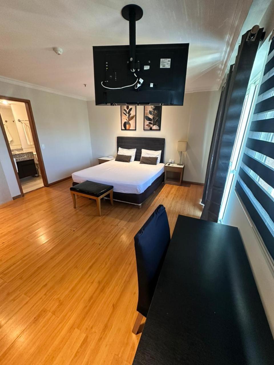 Barra Da Tijuca - 508 - De Frente Para Maravilhosa Piscina - Estacionamento Gratuito - Academia Comphania Atletica - Balsa Para Praia Gratis - Microondas - Geladeira Grande - Recepcao 24Horas - Wi-Fi - Com Pia Rio de Janeiro Luaran gambar
